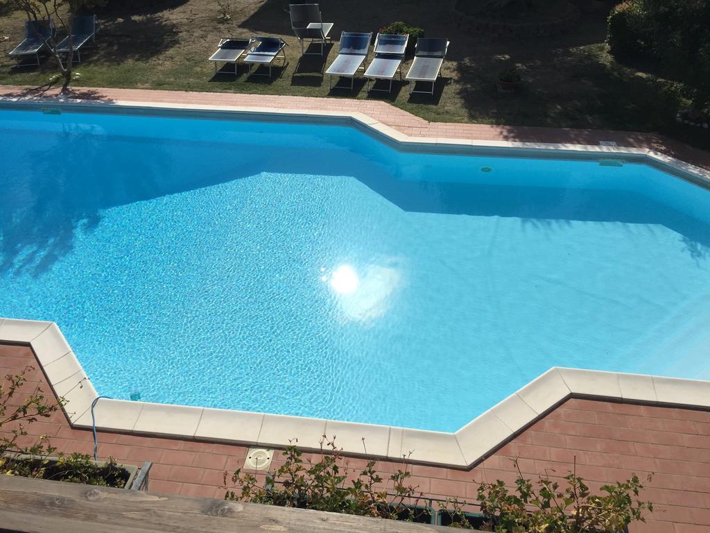 Villa Dolcevita San Costanzo Екстер'єр фото