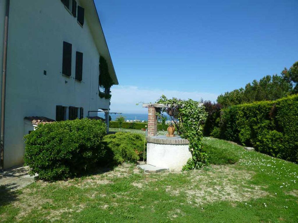 Villa Dolcevita San Costanzo Екстер'єр фото